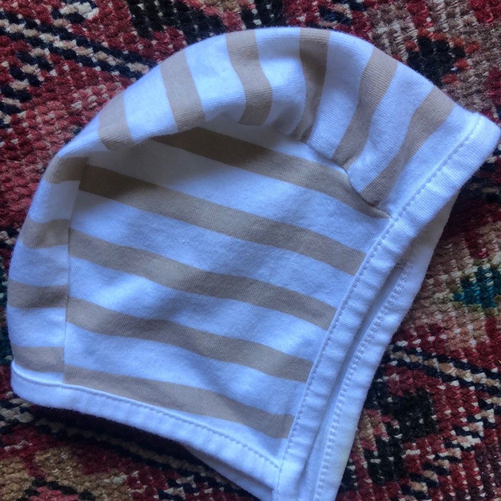June and January Blanket and Hat set - Picture 2 of 6